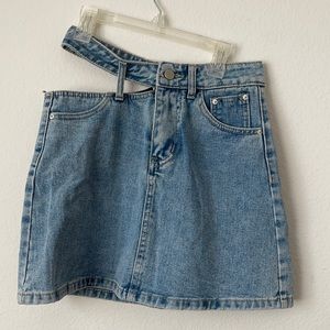 Brand.ASTONISHING POWER  . Size. Small.jean new without tags